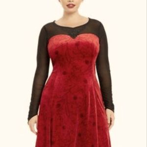 Hot topic once upon a Time inspired red velvet dress with black chiffon sleeves